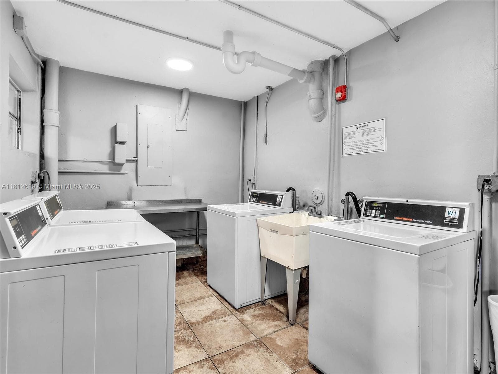 JADE WINDS GROUP · #116-1 in Miami - Photo 31
