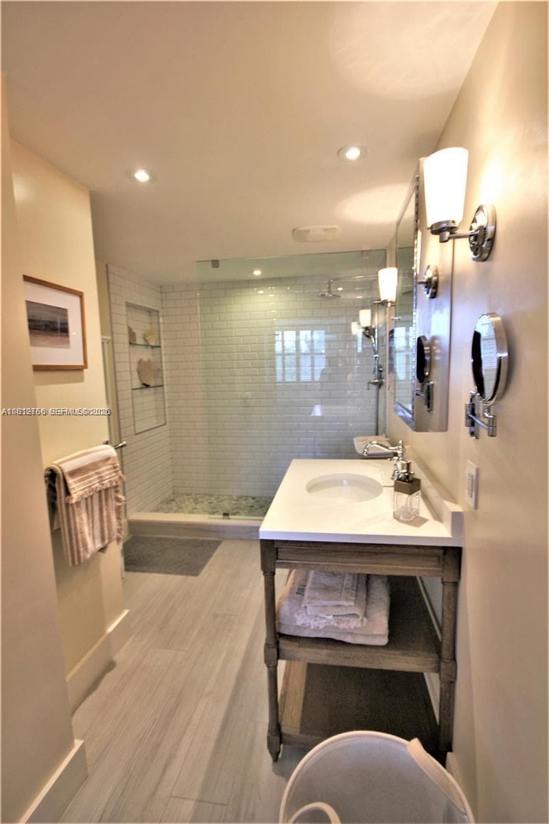 Seacoast 5151 · #315 in Miami Beach - Photo 13