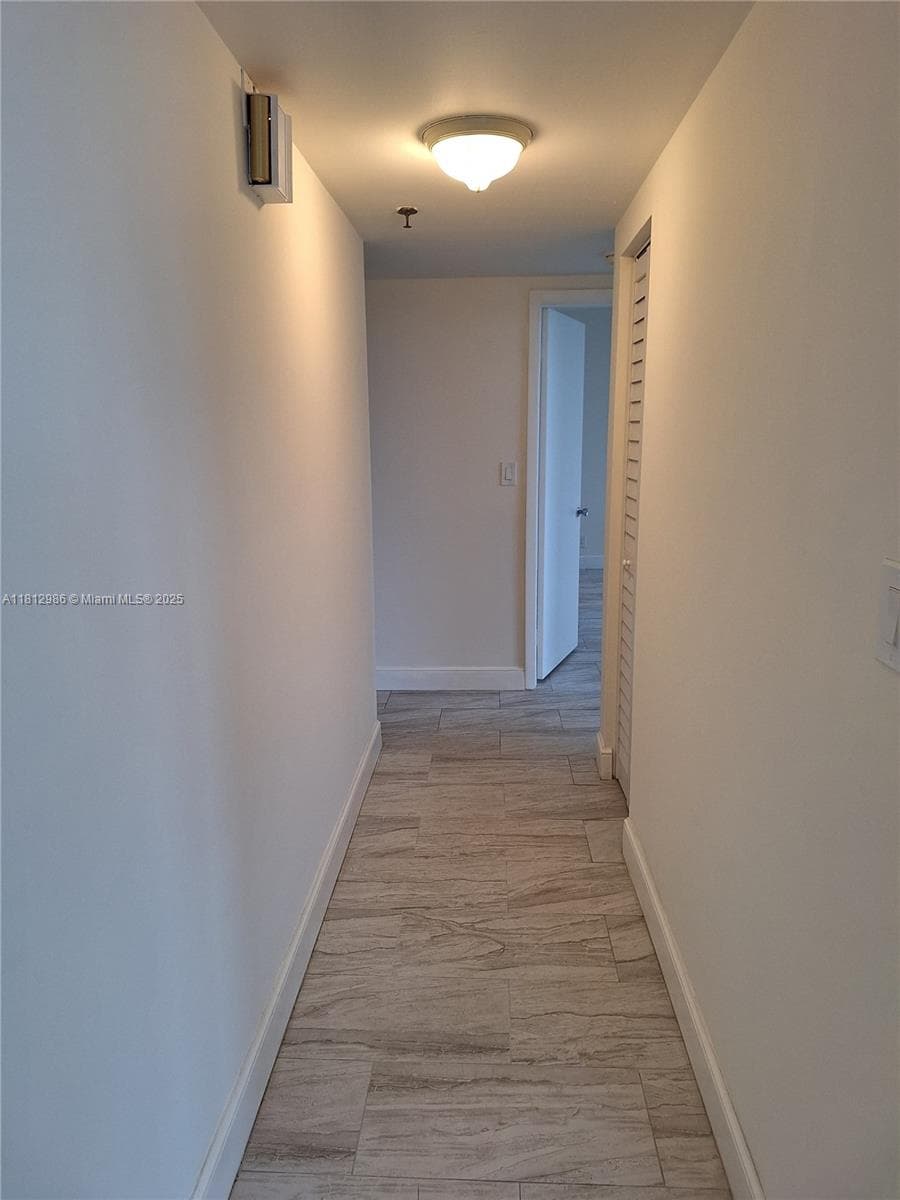 Hallway to bedrooms