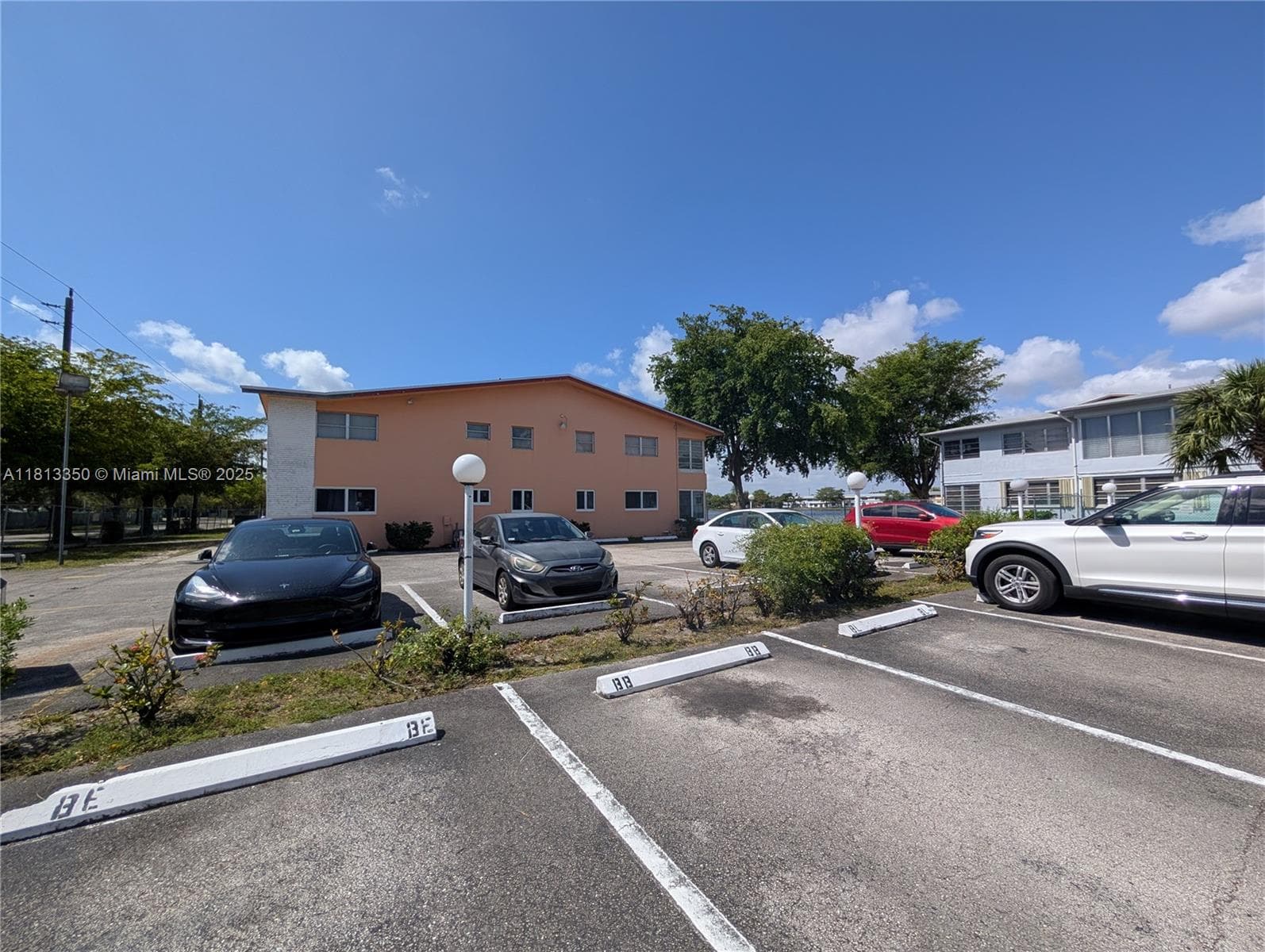 Satr Lake · #311 in Miami - Photo 16