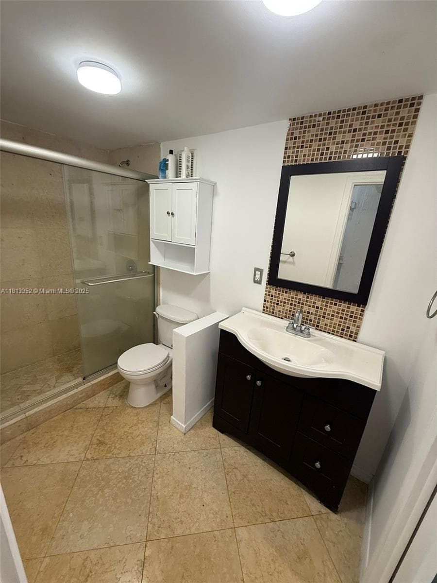 KEYSTONE TOWERS CONDO · #208 in North Miami - Photo 7