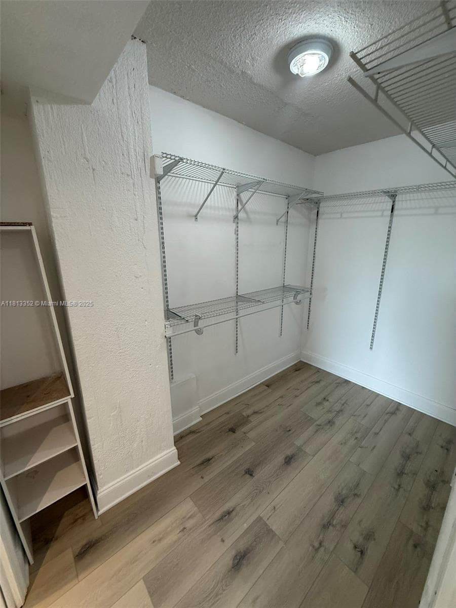 KEYSTONE TOWERS CONDO · #208 in North Miami - Photo 8