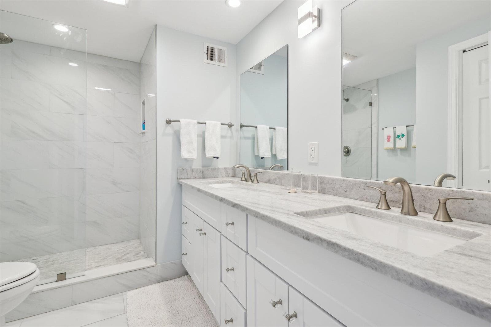 23-web-or-mls-N Ocean Dr 8a-2905-023