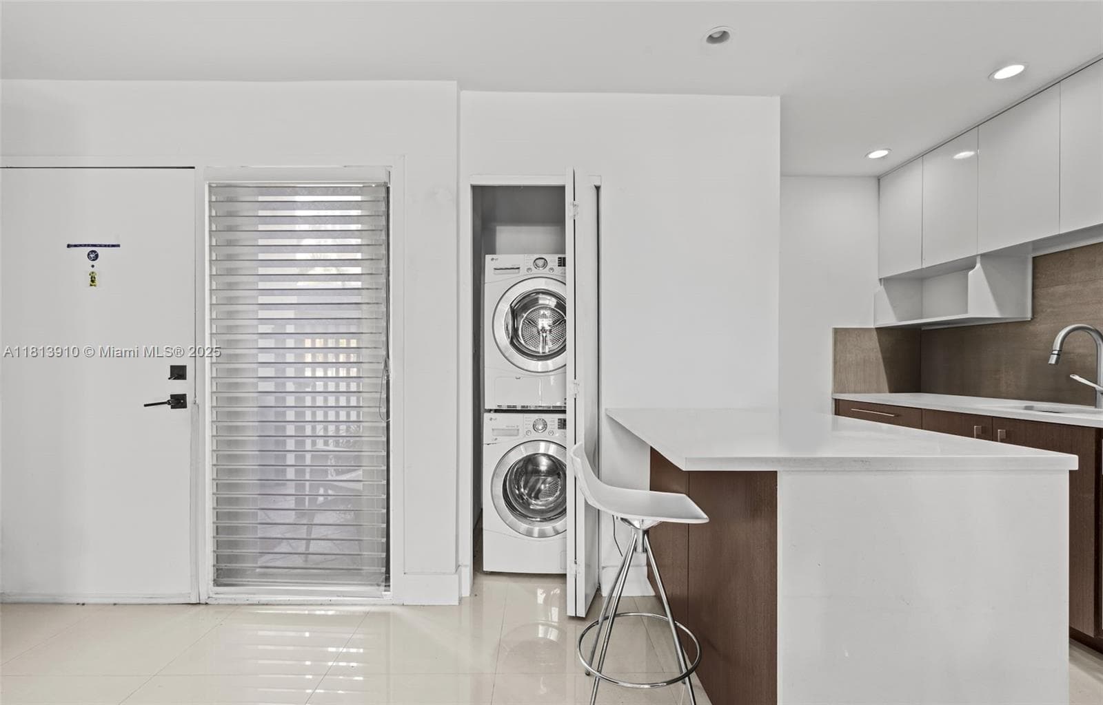 TIGERTAIL BAY CONDO · #102 in Miami - Photo 3