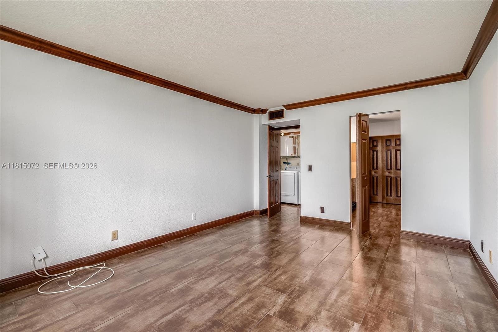 Lake Emerald Condominium · #210 in Oakland Park - Photo 18