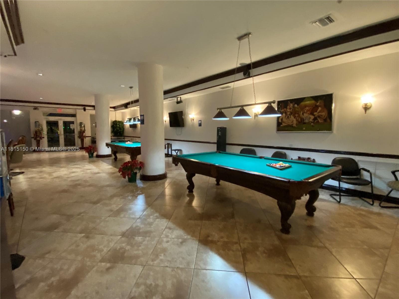 BLUE LAGOON CONDO · #1505 in Miami - Photo 16