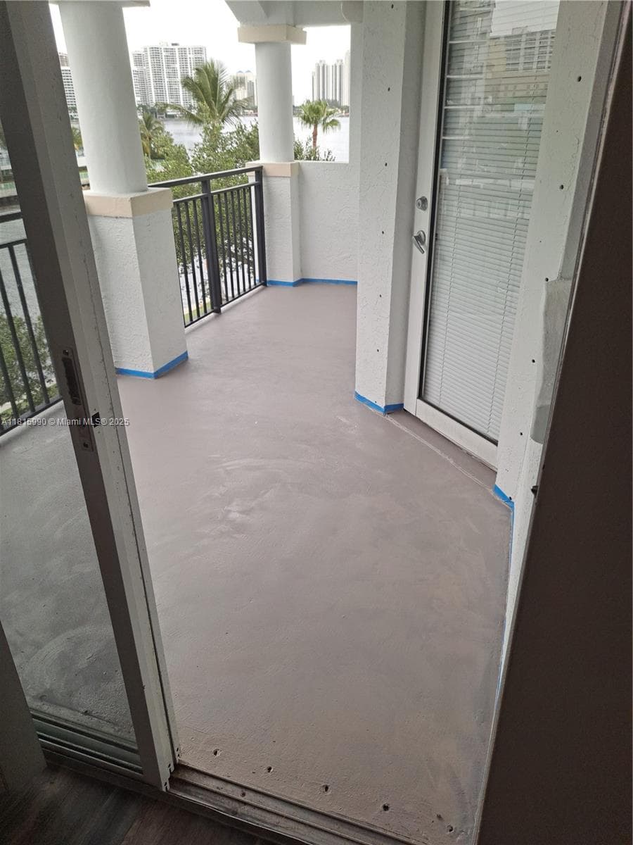 VILLAGE BY THE BAY CONDO · #12402 in Aventura - Photo 16