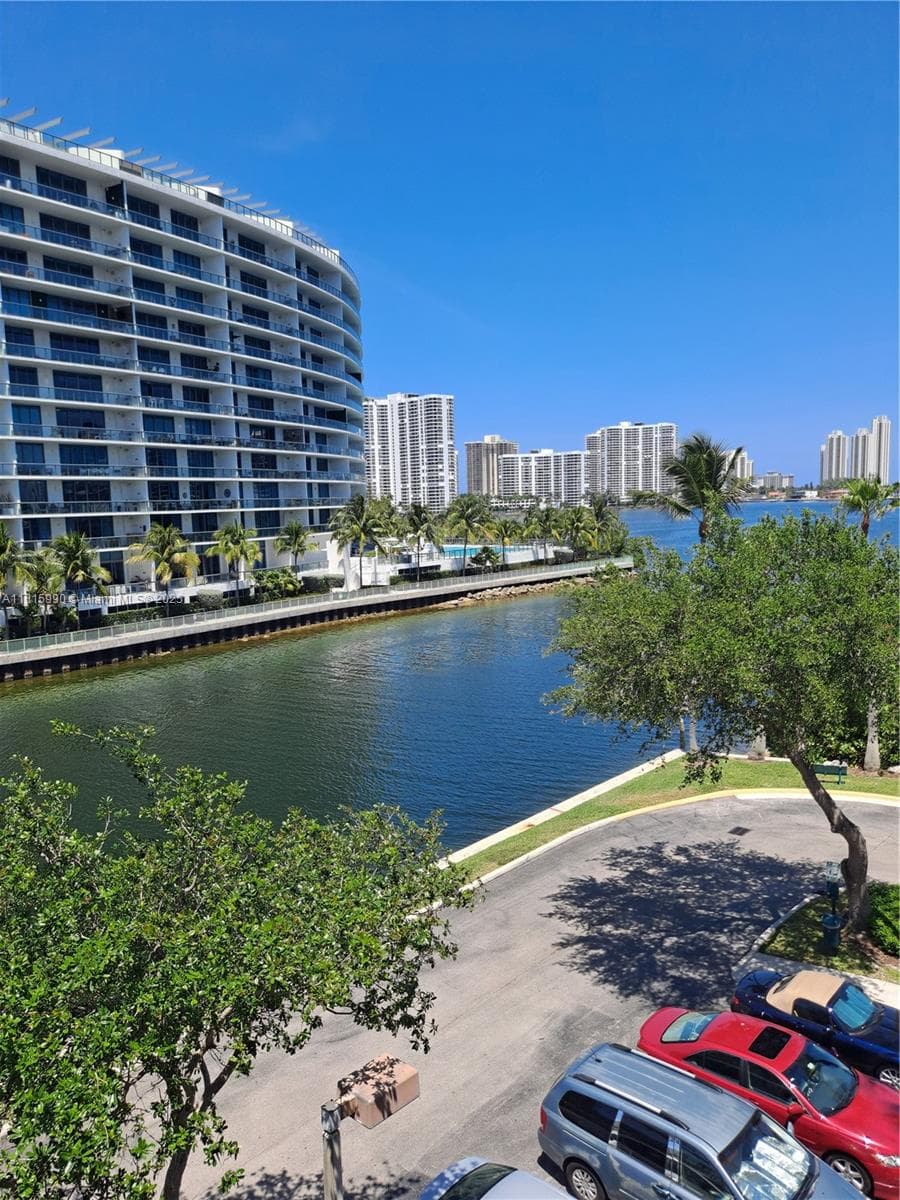 VILLAGE BY THE BAY CONDO · #12402 in Aventura - Photo 1