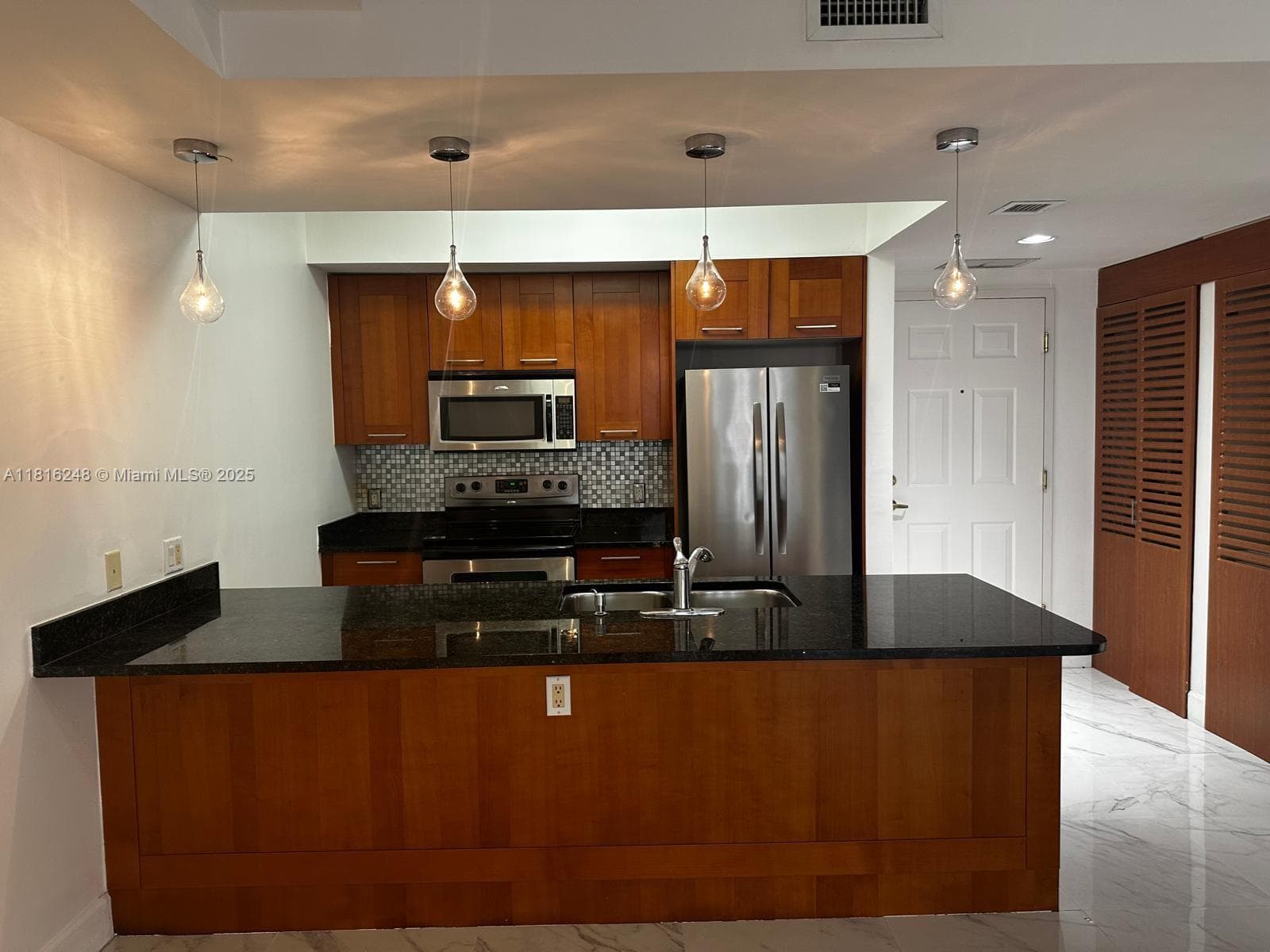 One Village Place Condo · #709 in Coral Gables - Photo 5