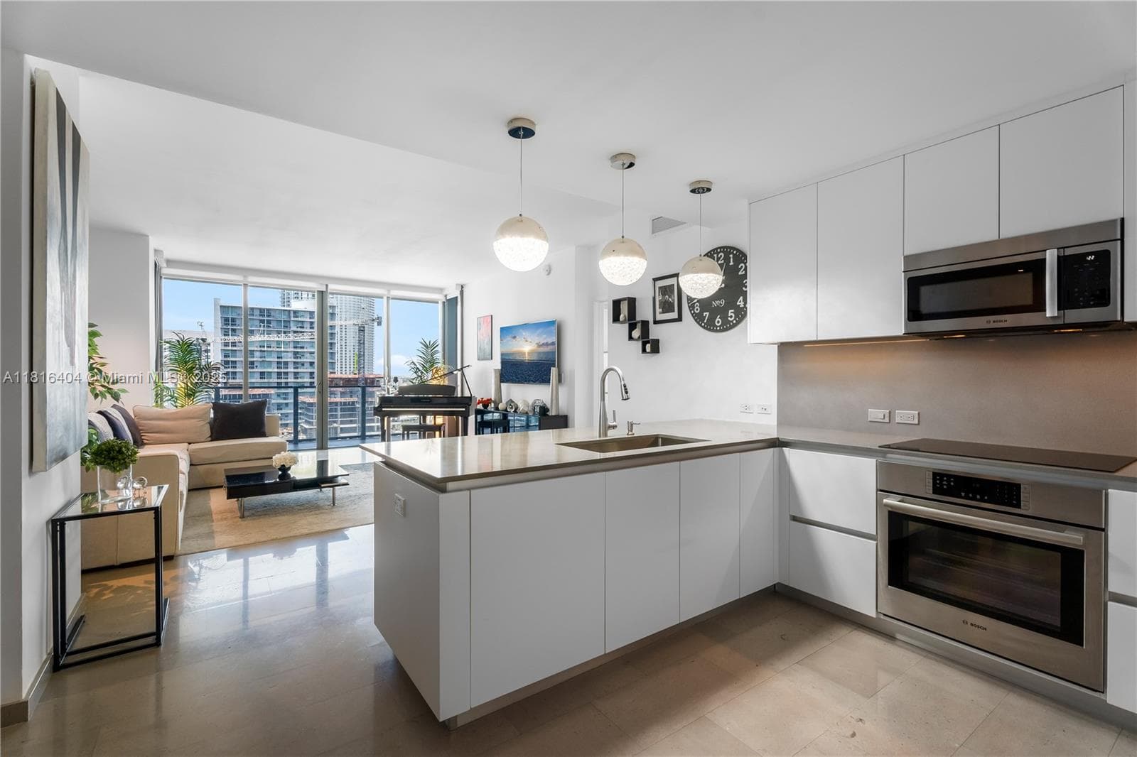 Reach Brickell City Centre · #1704 in Miami - Photo 3
