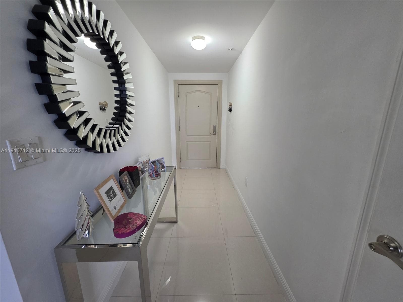 BRICKELL WAY CONDO · #602 in Miami - Photo 1