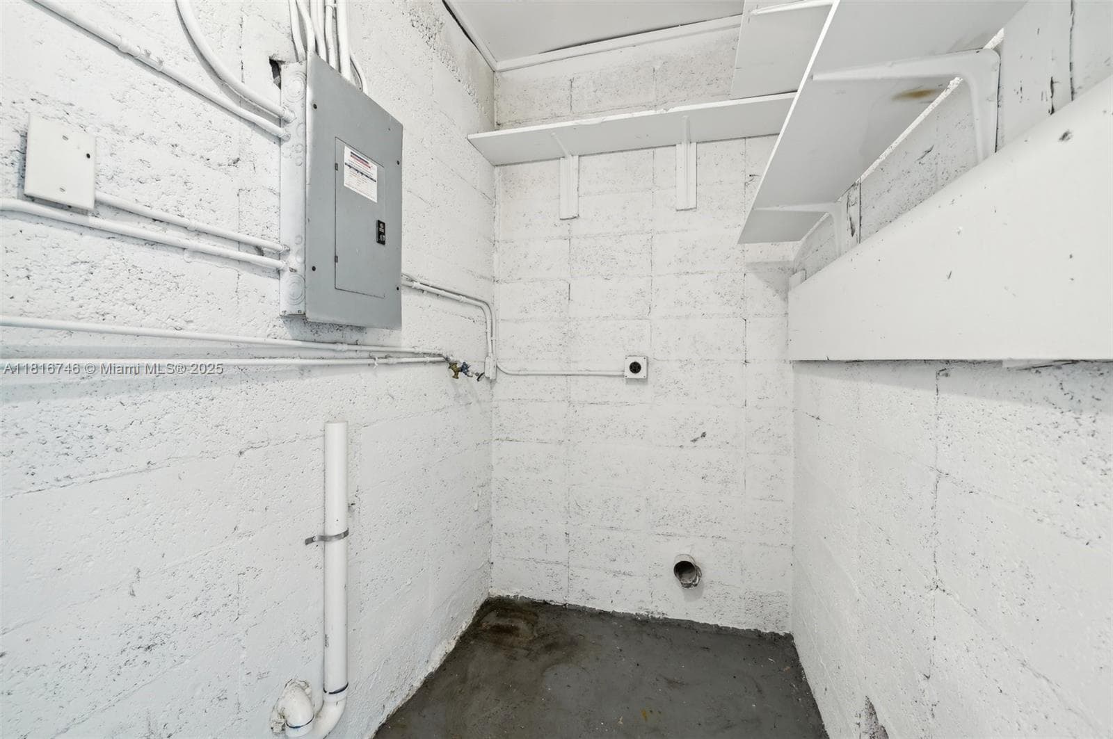 13800 Highland Dr Unt 202 · #202 in North Miami Beach - Photo 19
