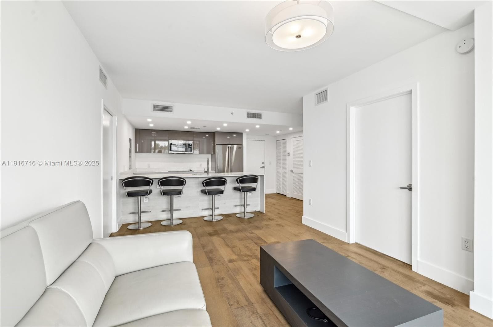 13800 Highland Dr Unt 202 · #202 in North Miami Beach - Photo 4