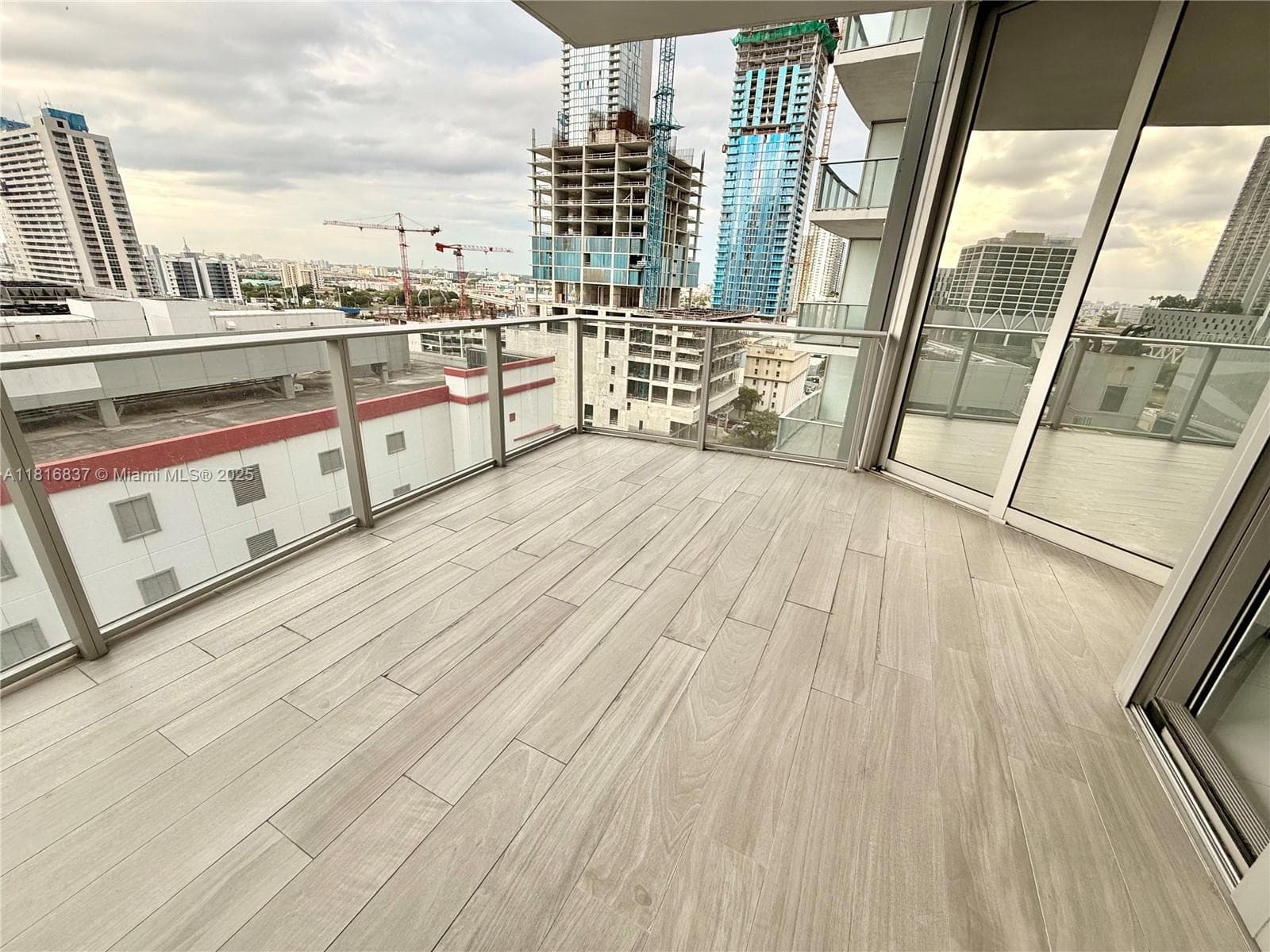 Paramount Miami Worldcenter · #1108 in Miami - Photo 11