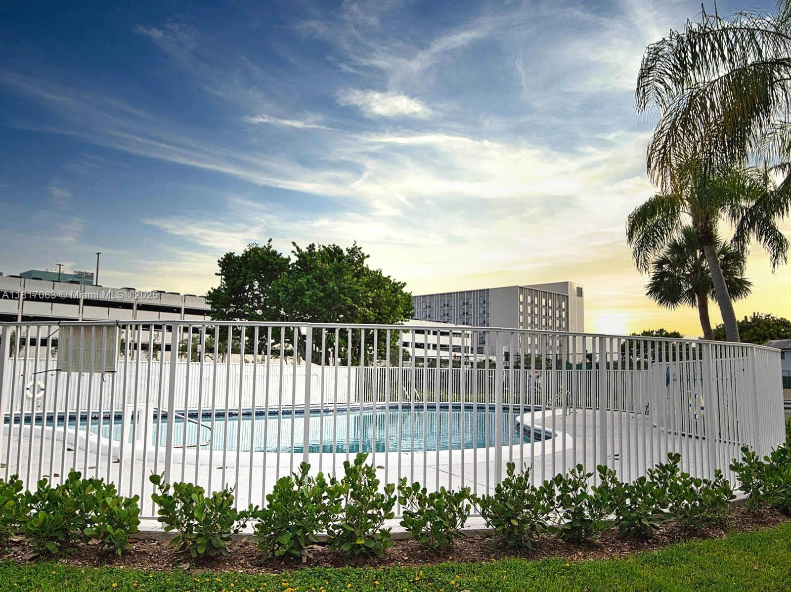 VILLAGE AT DADELAND · #G203 in Miami - Photo 21