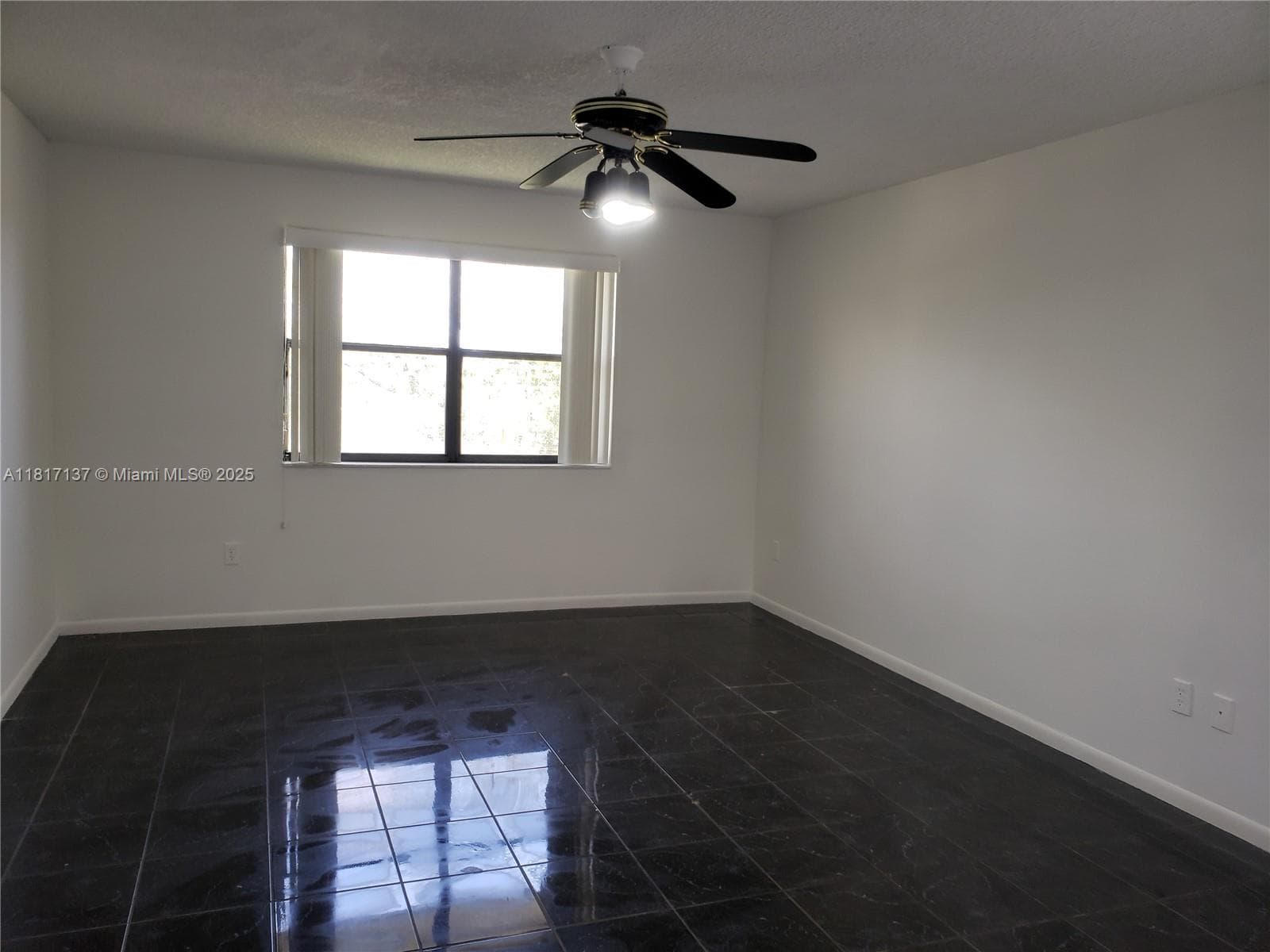 SUMMERTREE VILLAGE · #405-8 in Miami - Photo 7