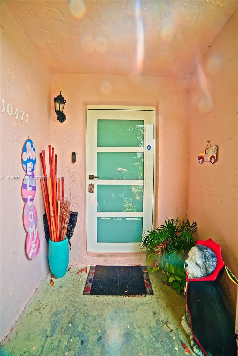 10471 SW 174th Ter photo 12