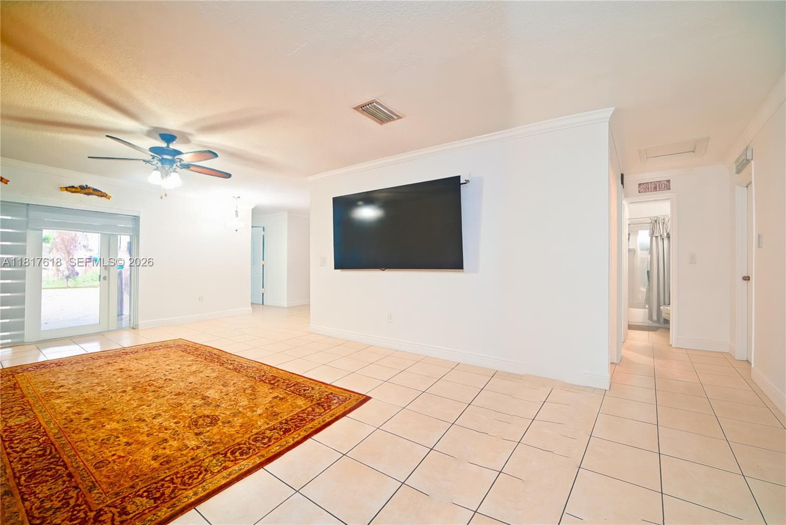 10471 SW 174th Ter photo 4