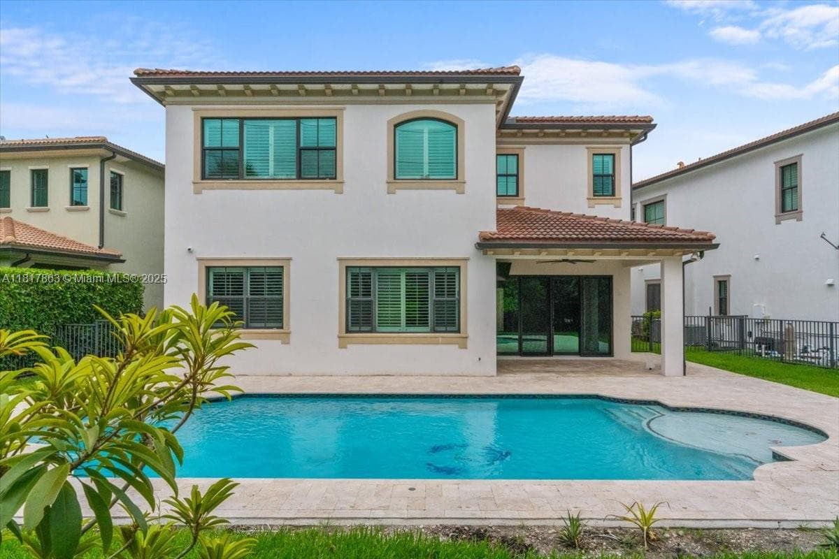 9350 E Meridian Dr E photo 41