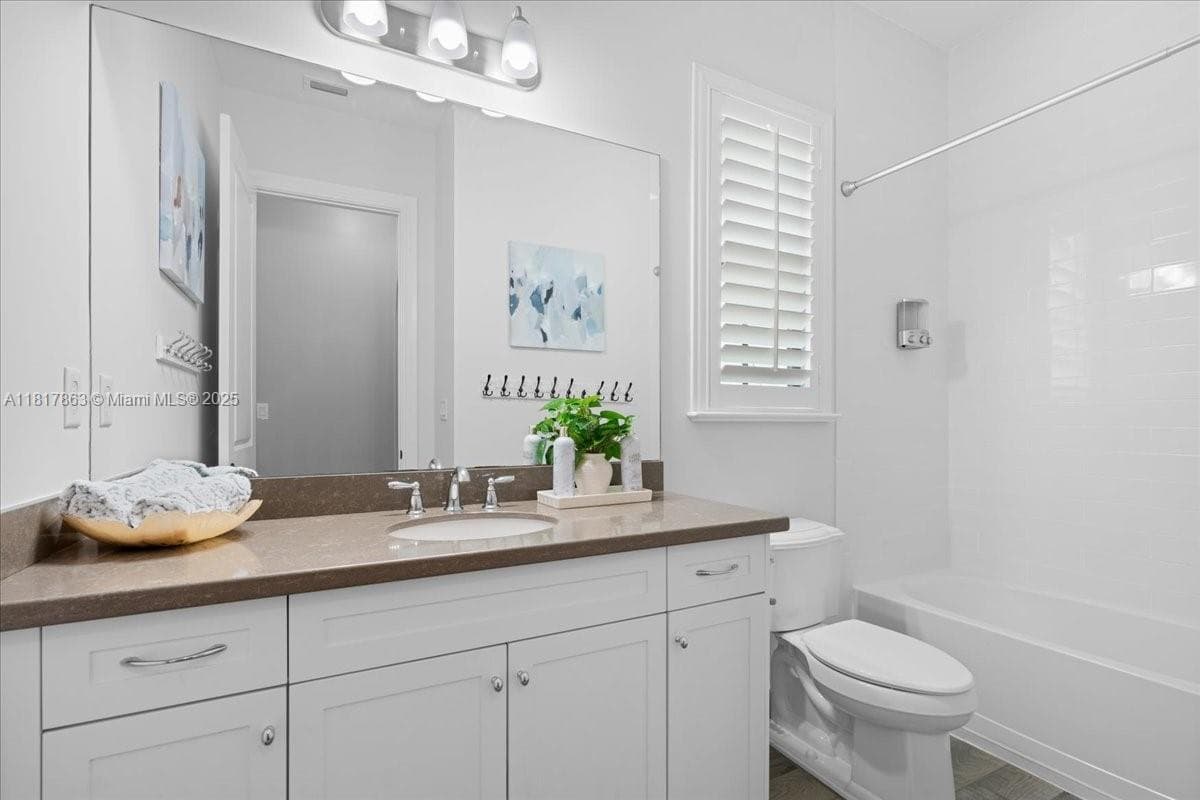 Full bath on main level