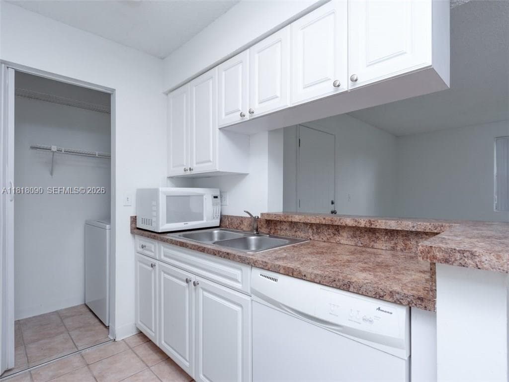 Royal Poinciana · #707 in Pompano Beach - Photo 6