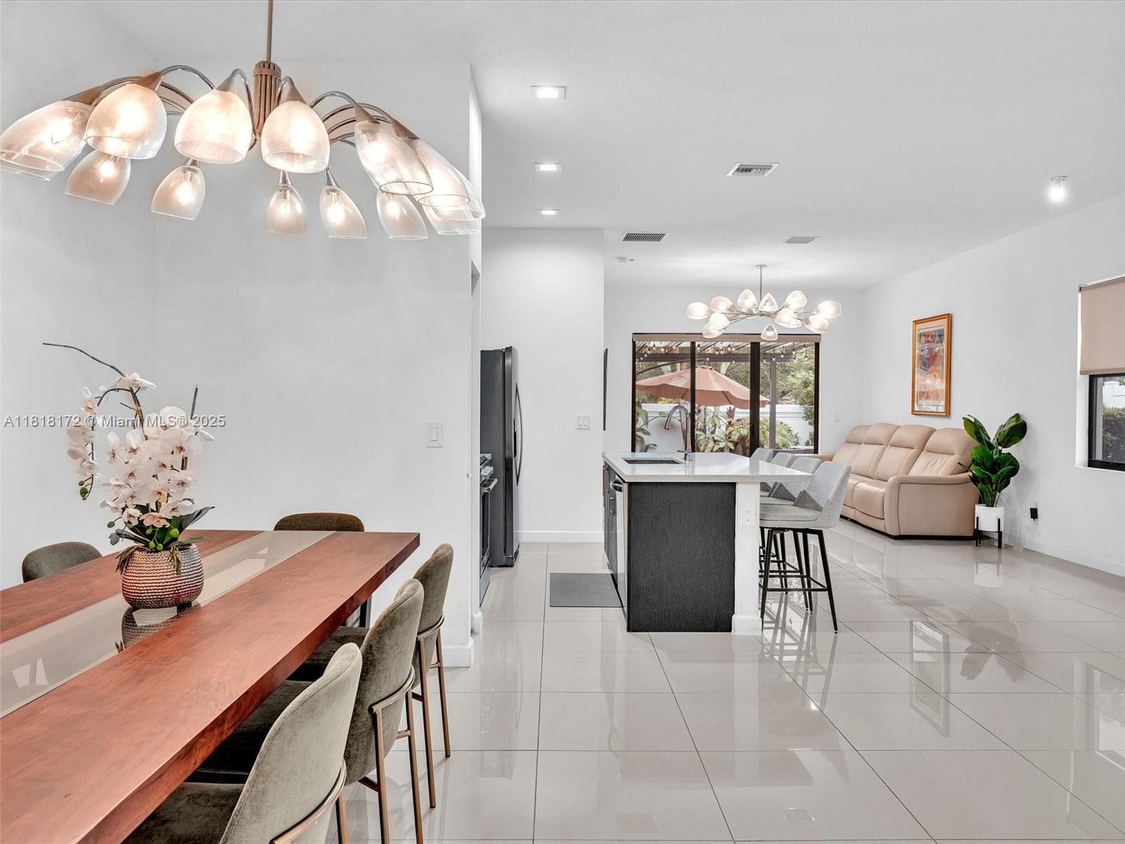 4936 Whispering Way photo 9