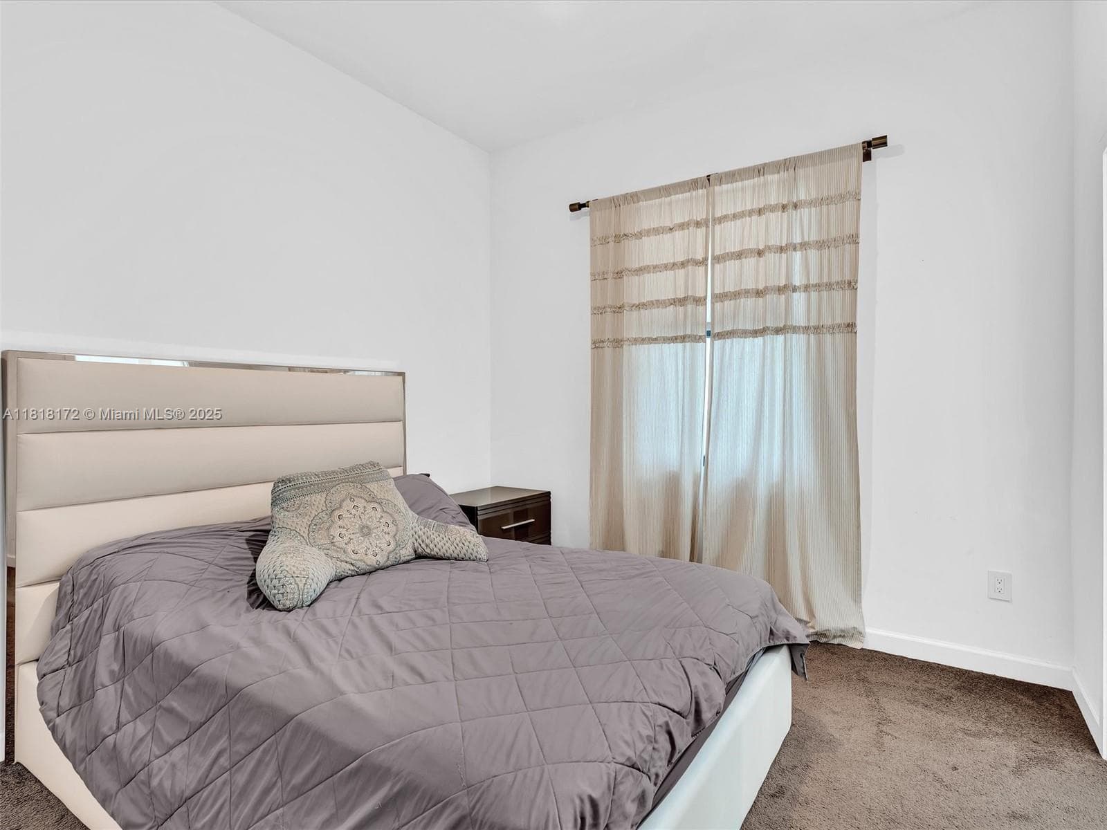 4936 Whispering Way photo 33