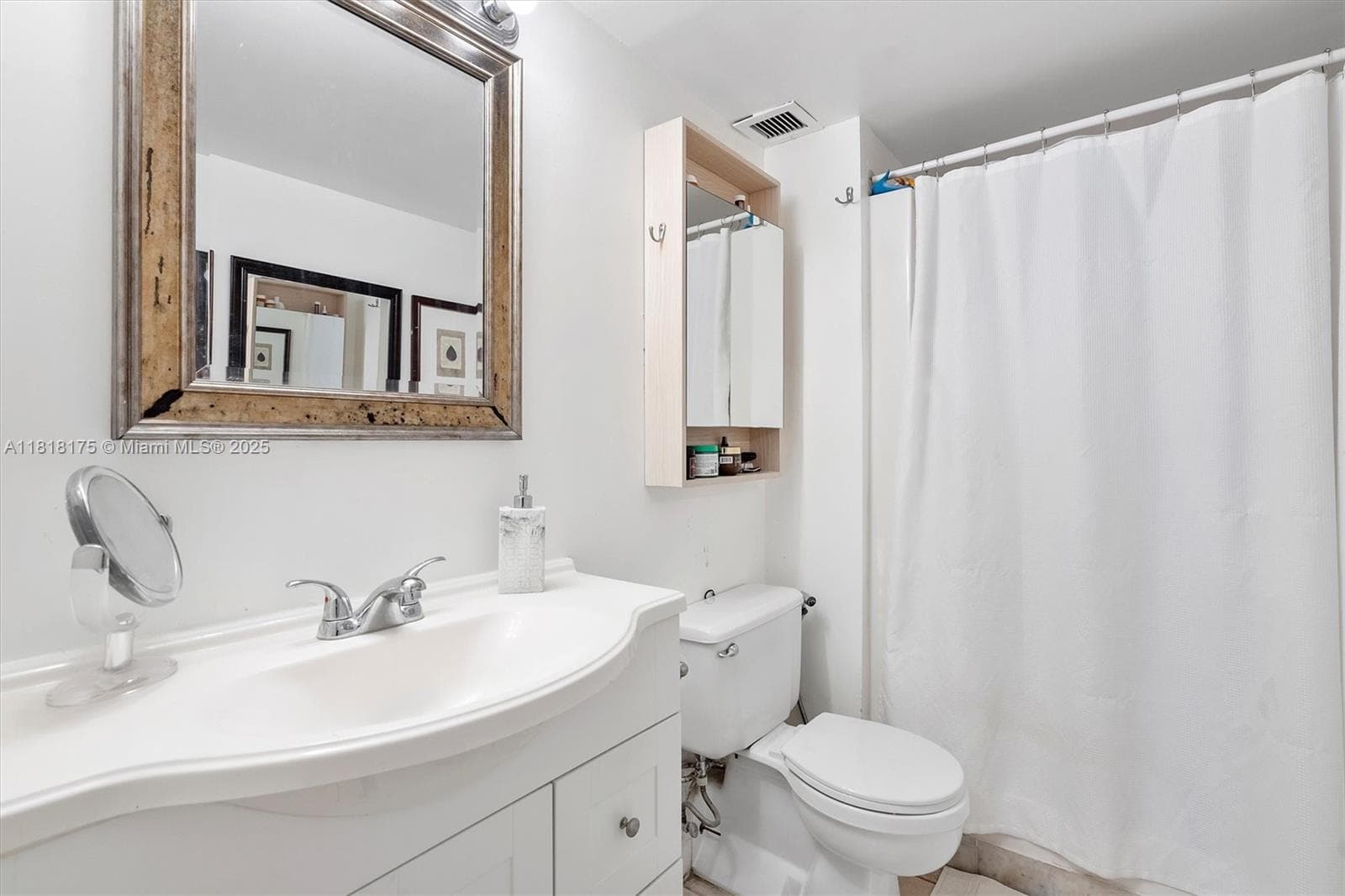 SAILBOAT CAY CONDO · #406 in North Miami - Photo 11