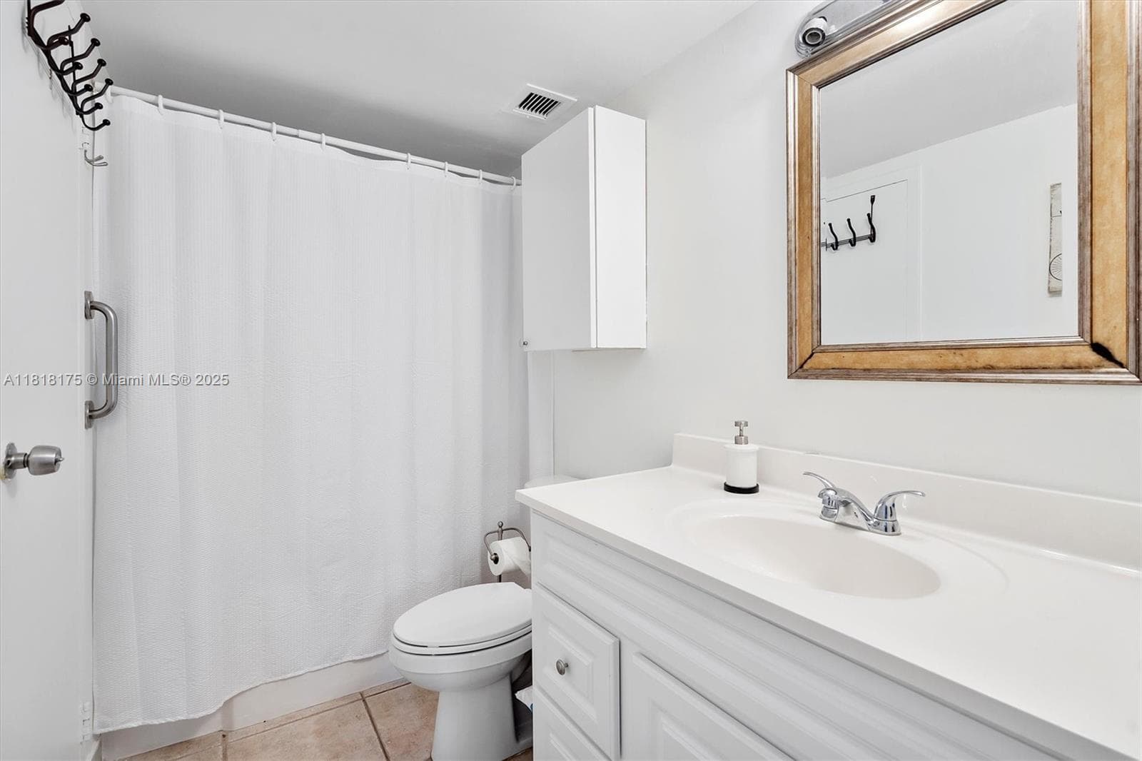 SAILBOAT CAY CONDO · #406 in North Miami - Photo 8