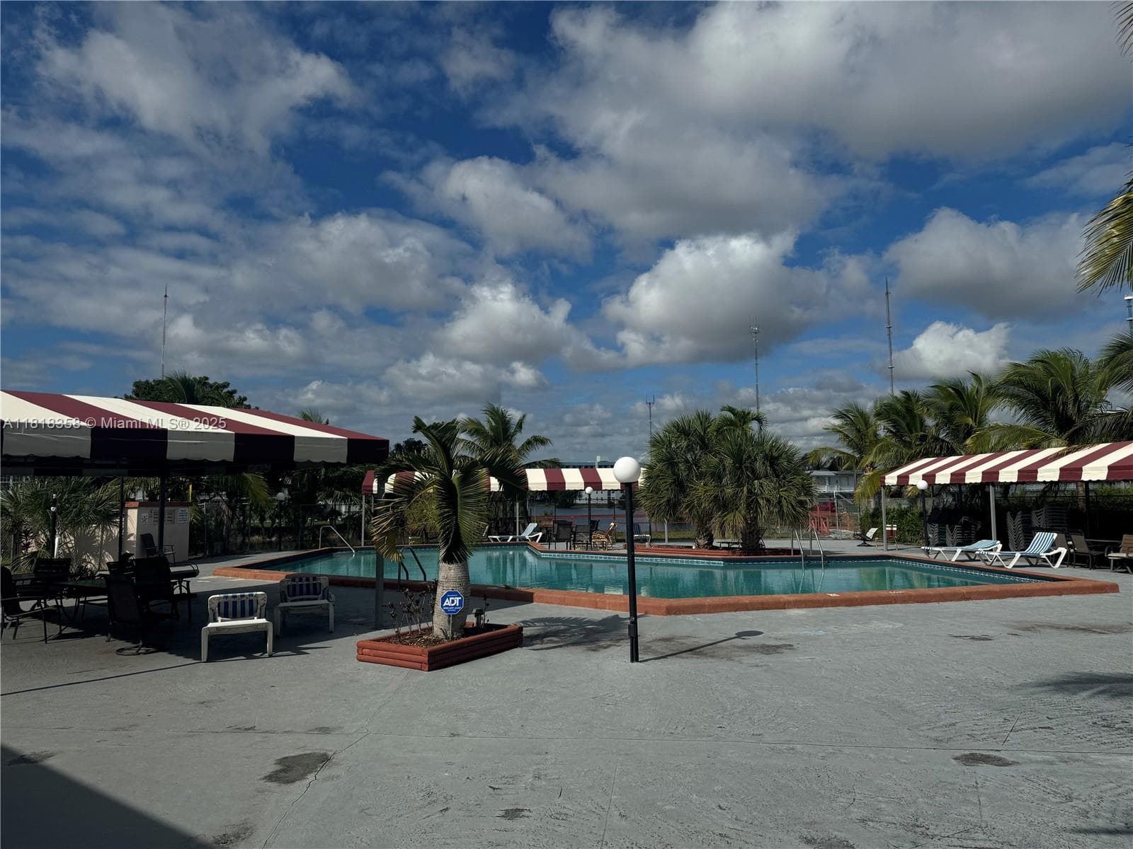 RO-MONT SOUTH CONDO MNPQ · #M25 in Miami Gardens - Photo 15