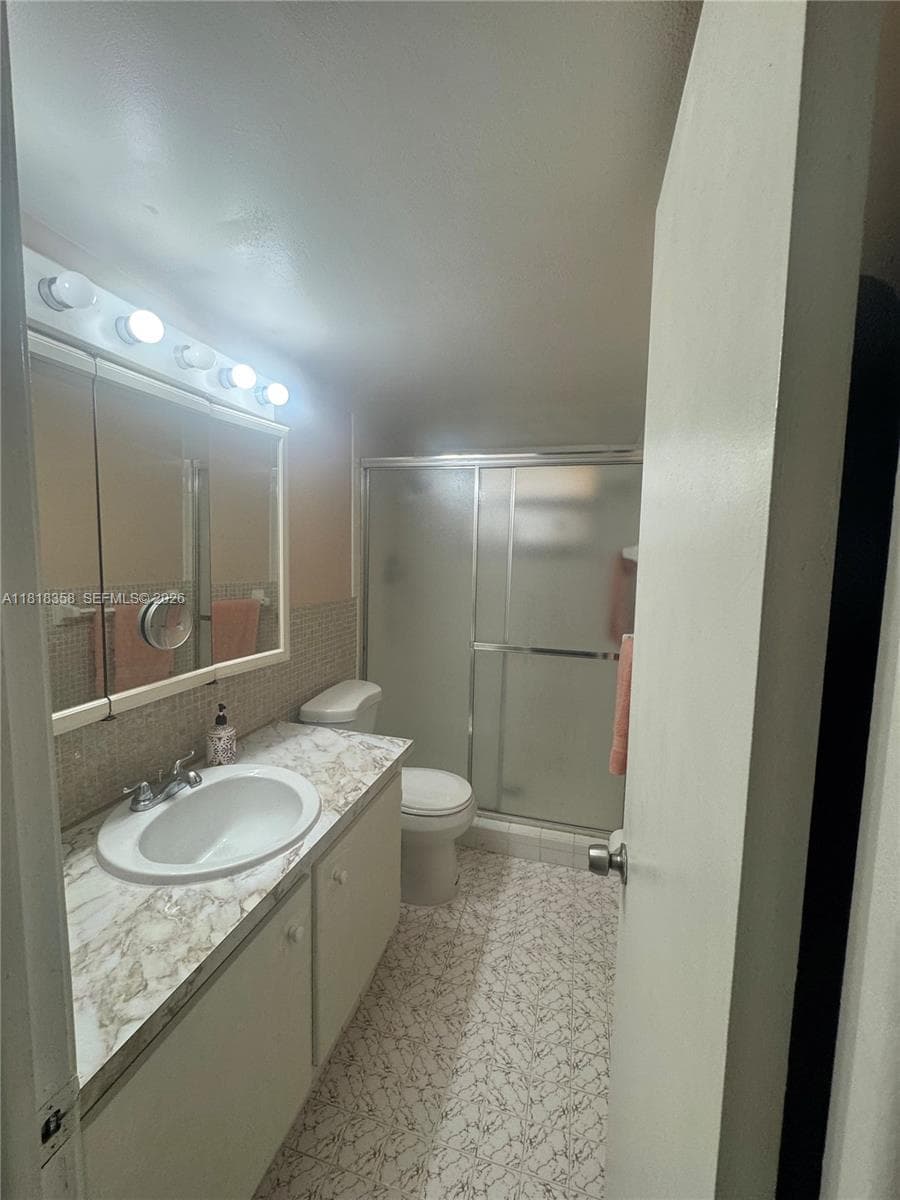 RO-MONT SOUTH CONDO MNPQ · #M25 in Miami Gardens - Photo 11