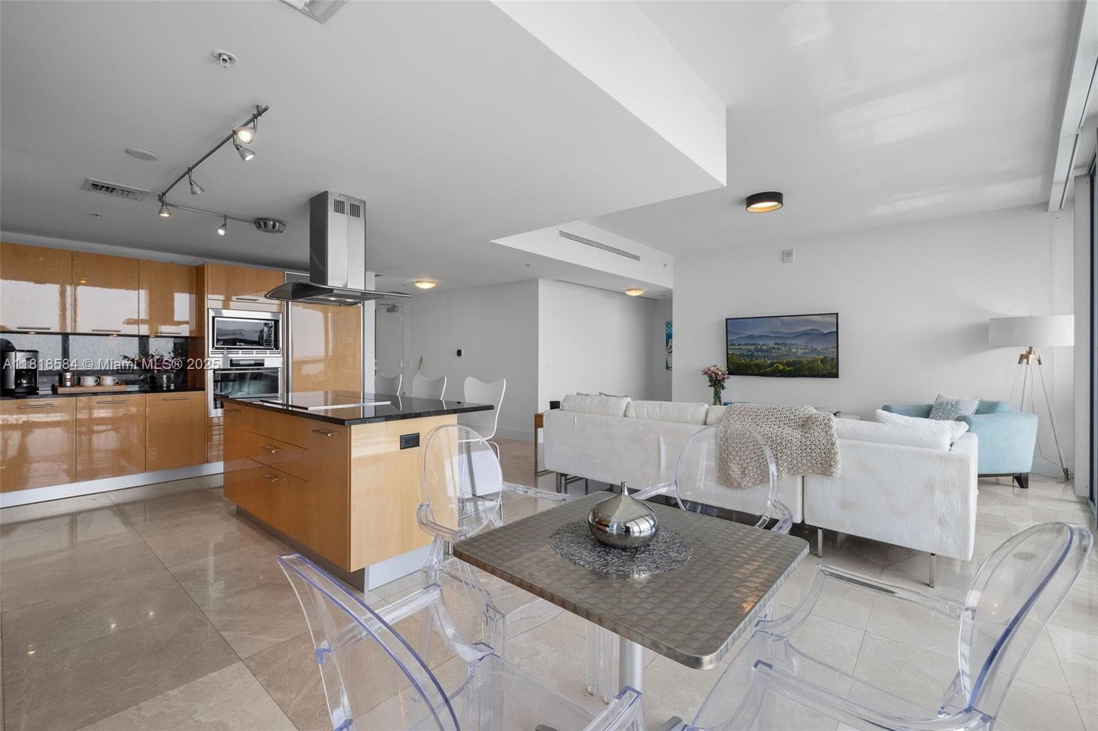 Carillon Miami Beach · #2707 in Miami Beach - Photo 16