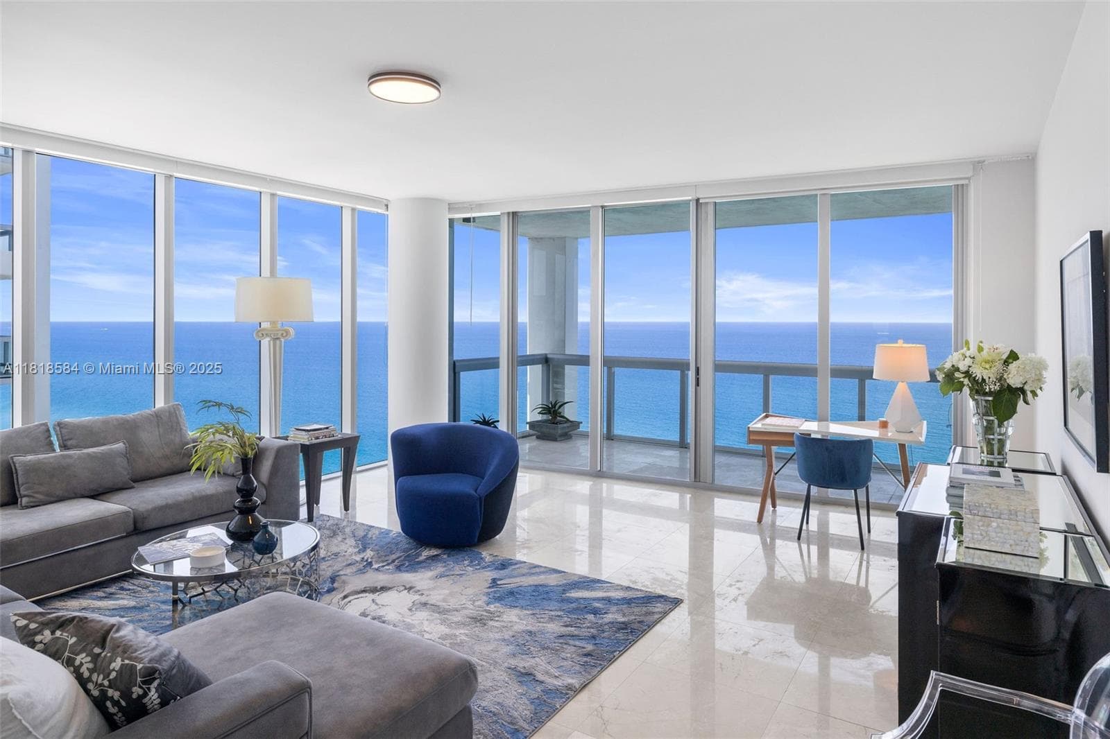 Carillon Miami Beach · #2707 in Miami Beach - Photo 3