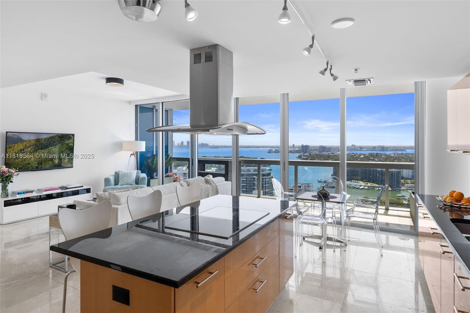 Carillon Miami Beach · #2707 in Miami Beach - Photo 15