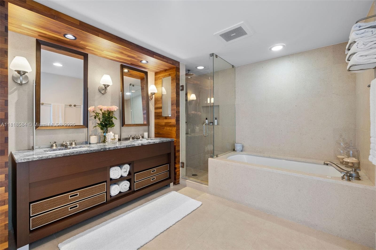 Carillon Miami Beach · #2707 in Miami Beach - Photo 11