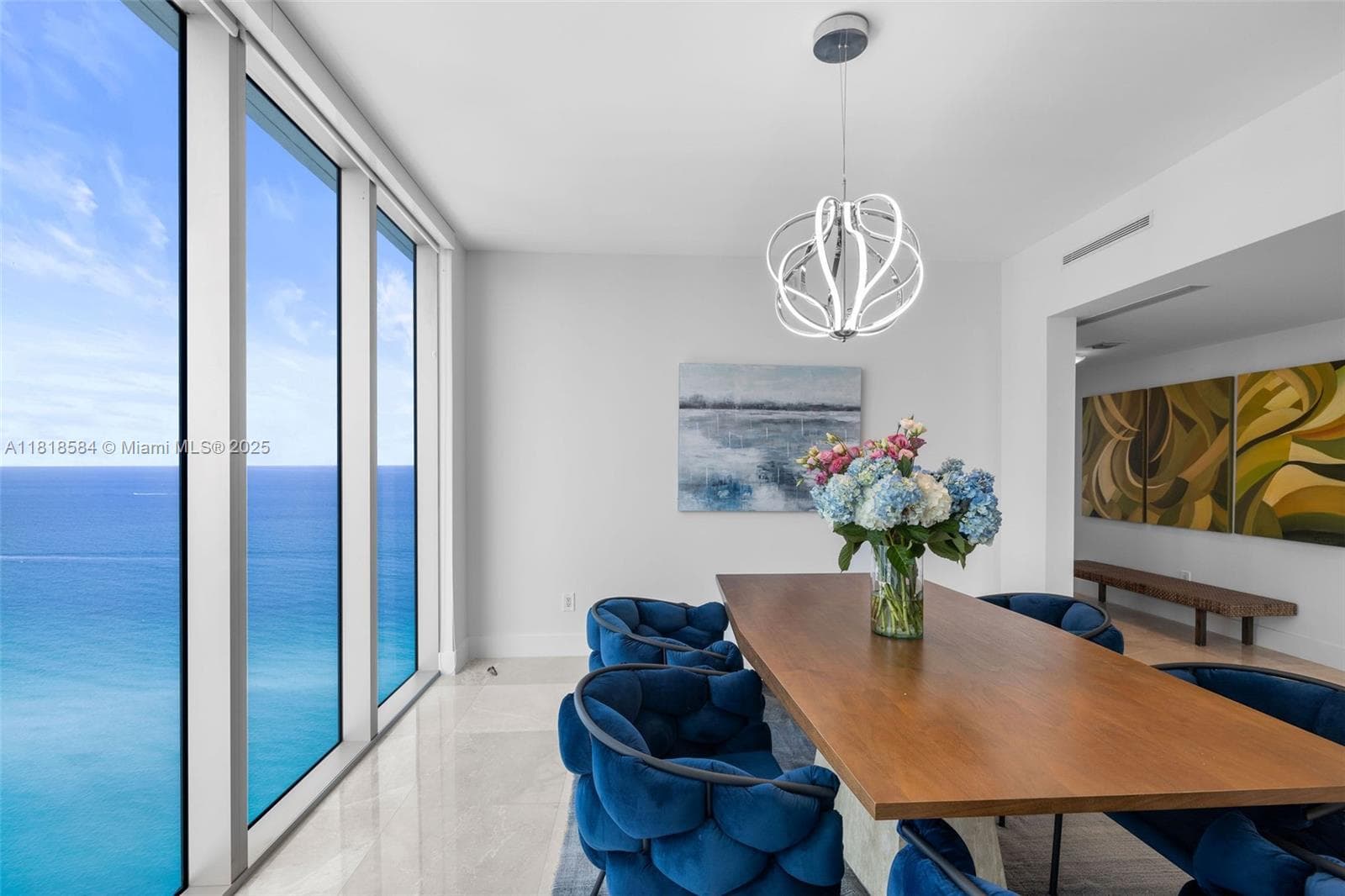 Carillon Miami Beach · #2707 in Miami Beach - Photo 4