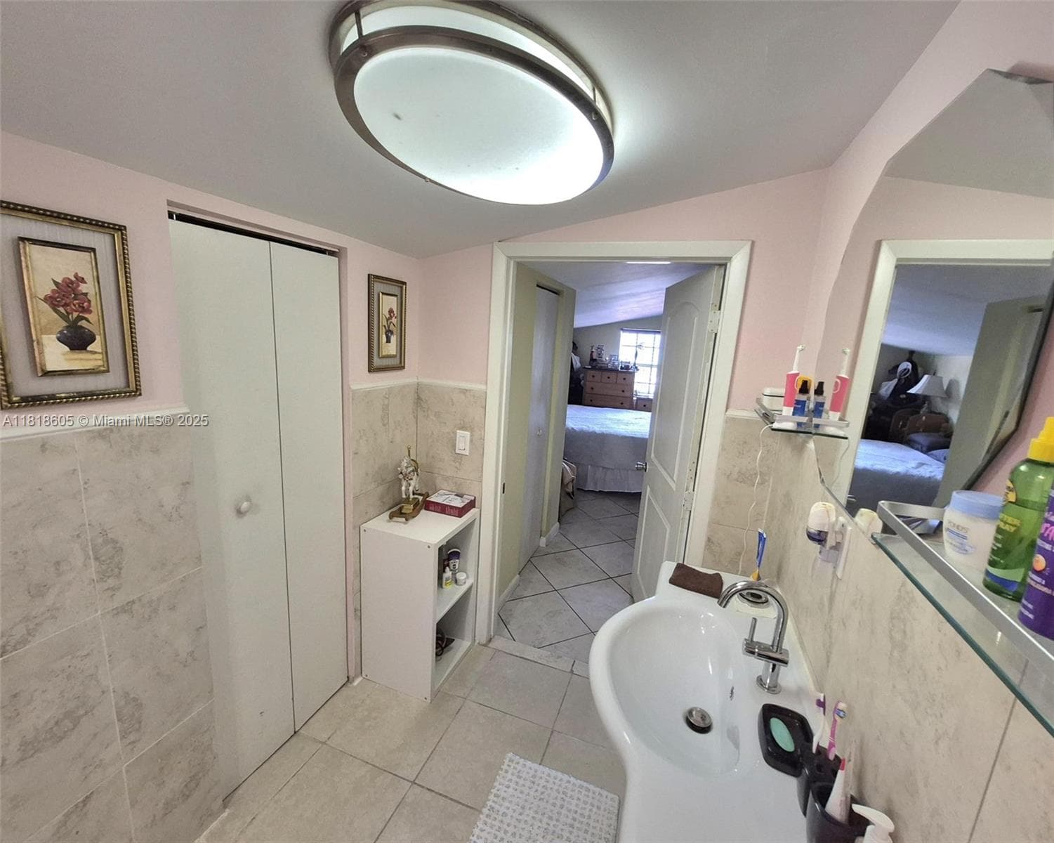 5930 N Farragut Dr photo 26