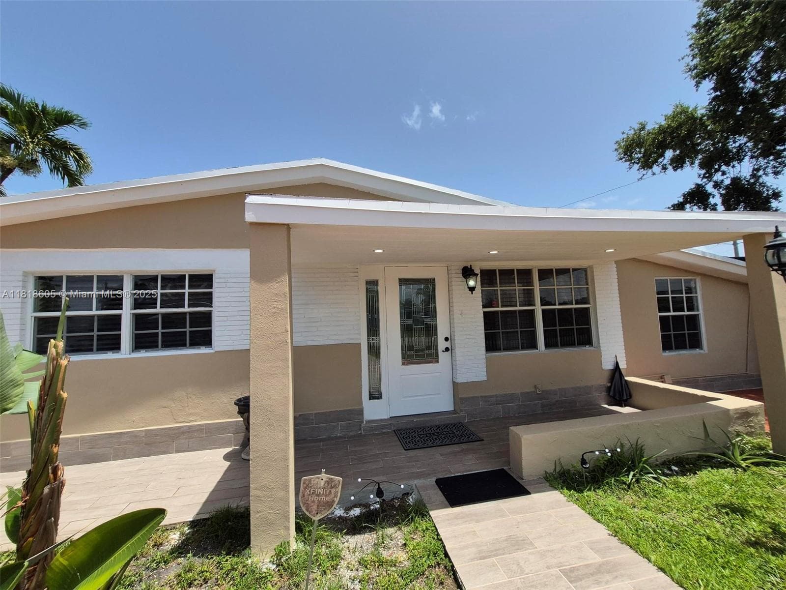 5930 N Farragut Dr photo 10