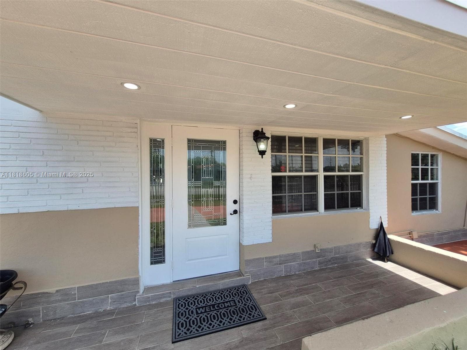 5930 N Farragut Dr photo 11