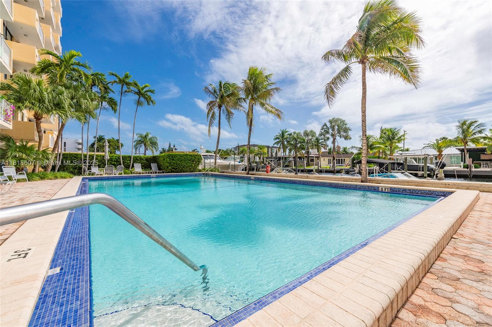 VECINO DEL MAR CONDO · #1006 in North Miami - Photo 27