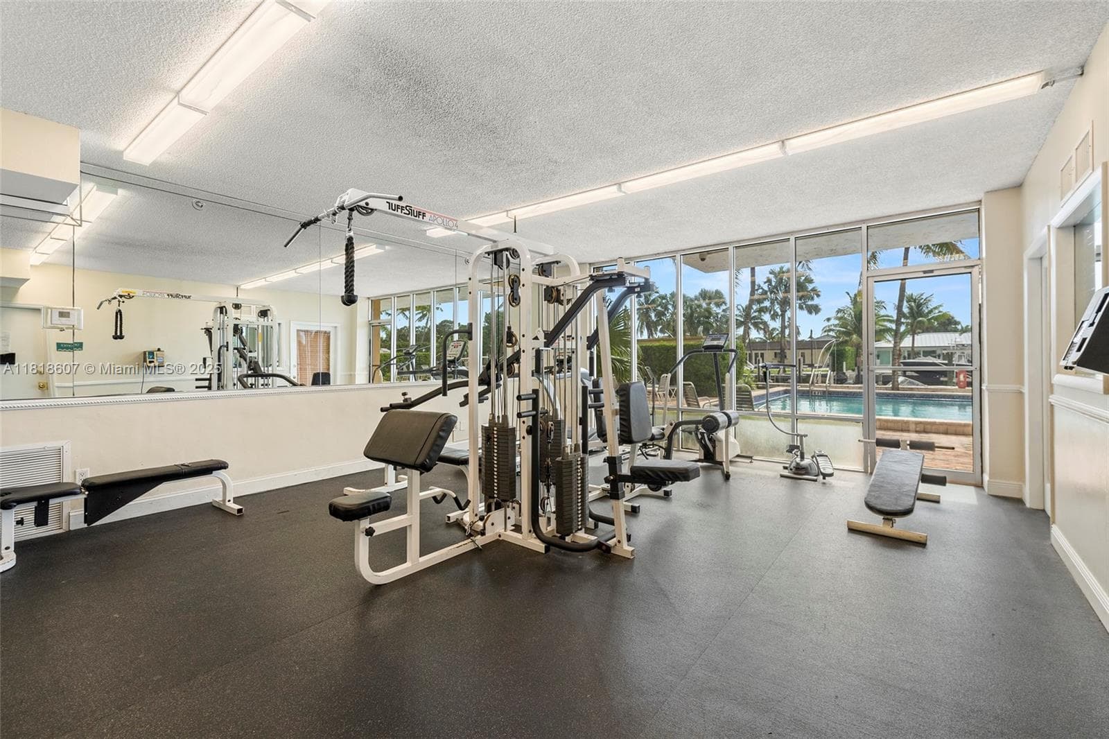 VECINO DEL MAR CONDO · #1006 in North Miami - Photo 24
