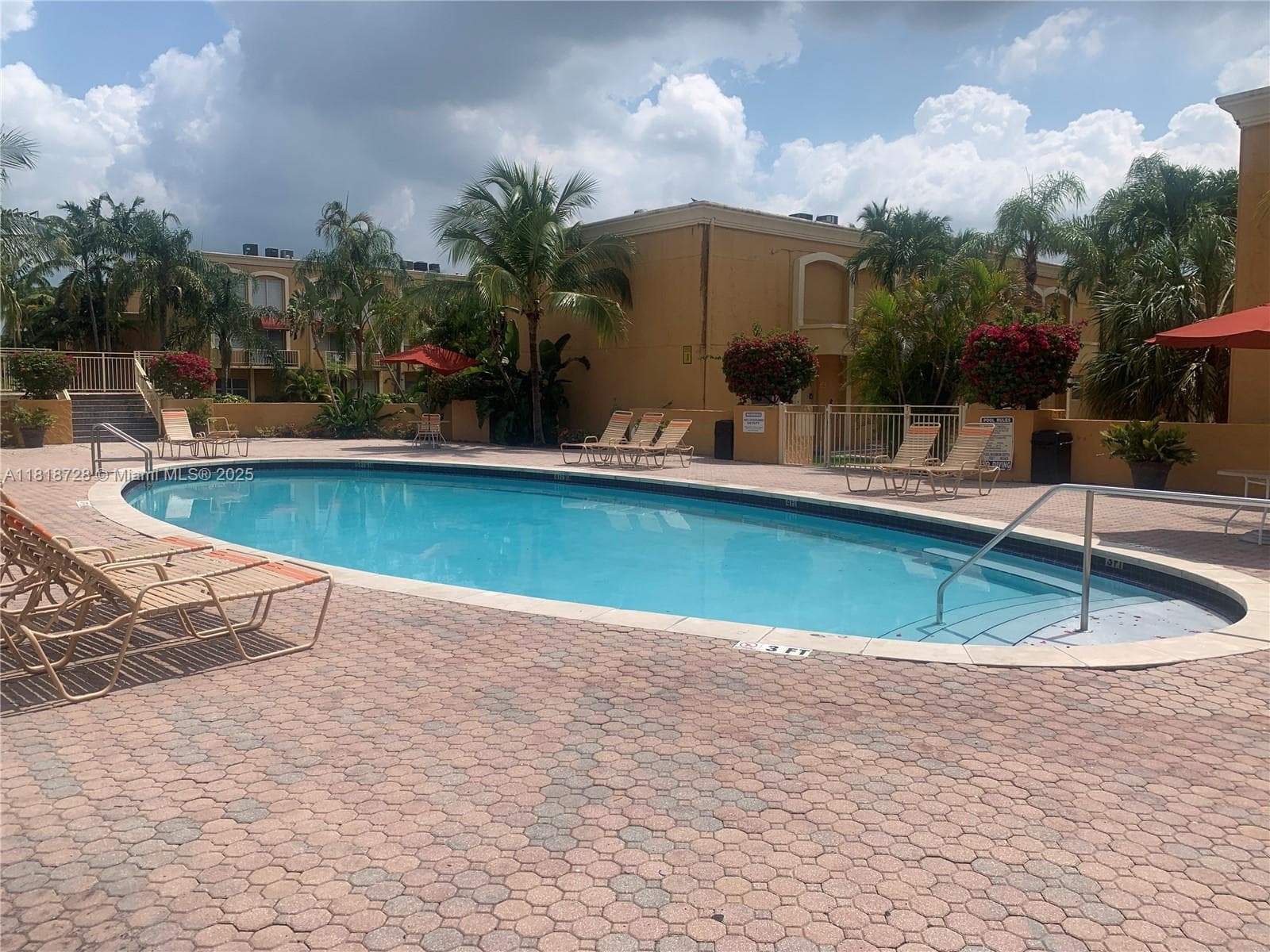 VENETIAN GARDEN · #O104 in Hialeah - Photo 12