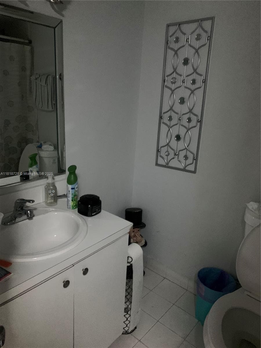 VENETIAN GARDEN · #O104 in Hialeah - Photo 7
