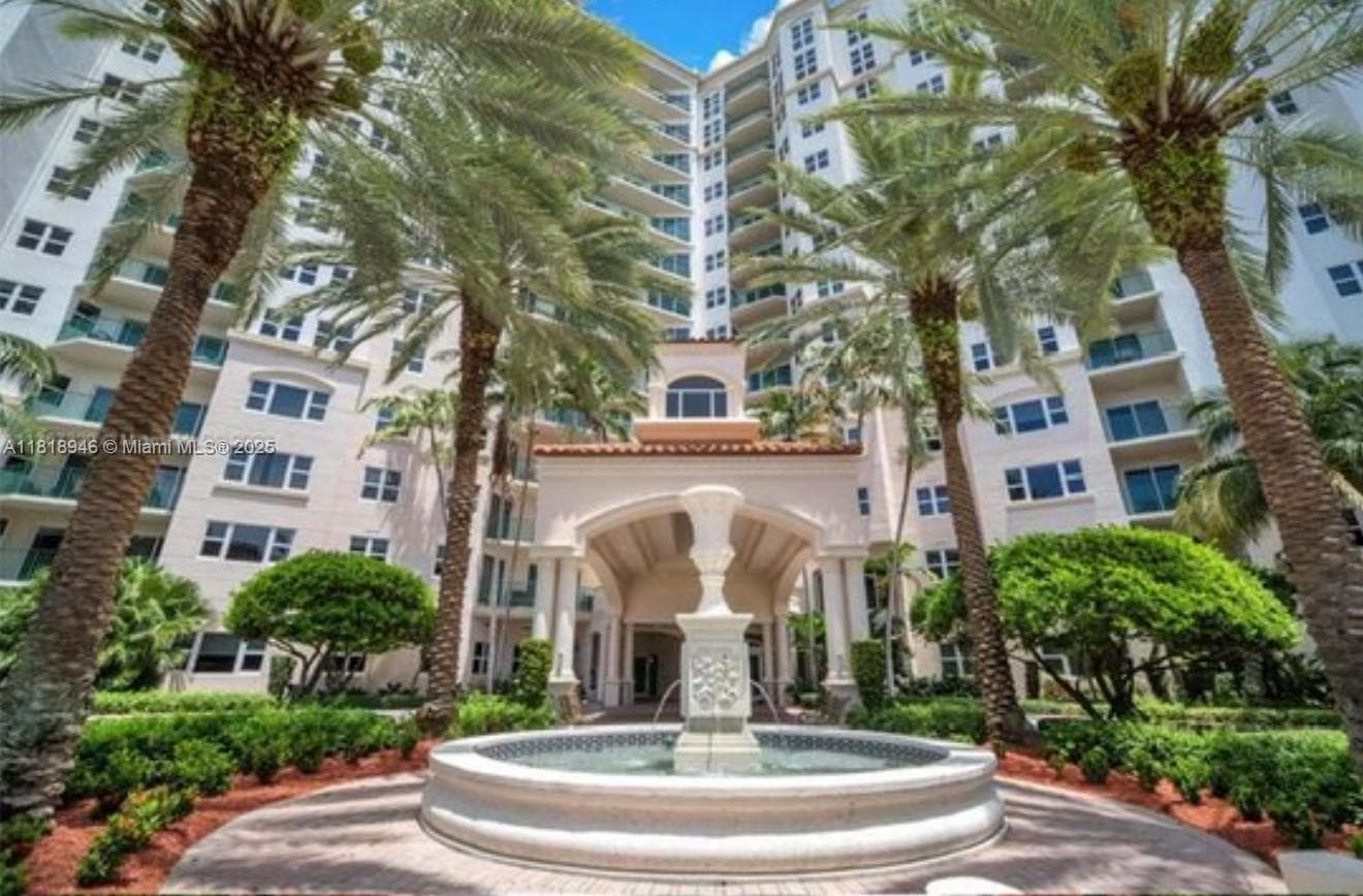 TURNBERRY VILLAGE SO TOWE · #318 in Aventura - Photo 2