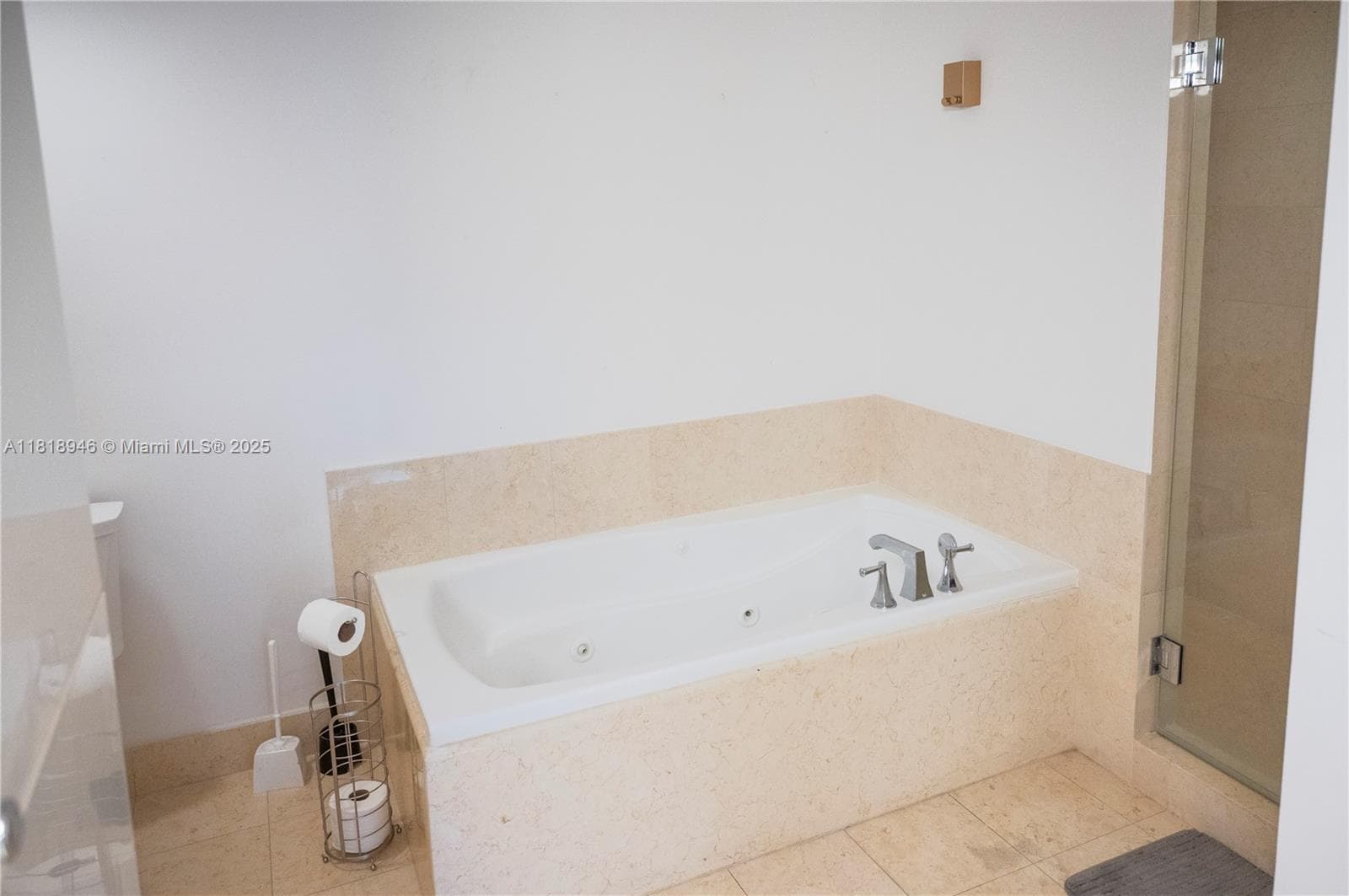 TURNBERRY VILLAGE SO TOWE · #318 in Aventura - Photo 17