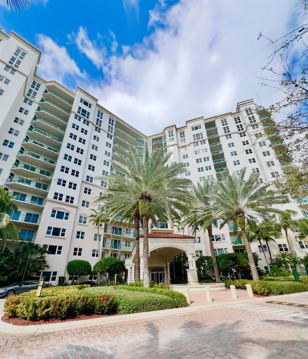 TURNBERRY VILLAGE SO TOWE · #318 in Aventura - Photo 1