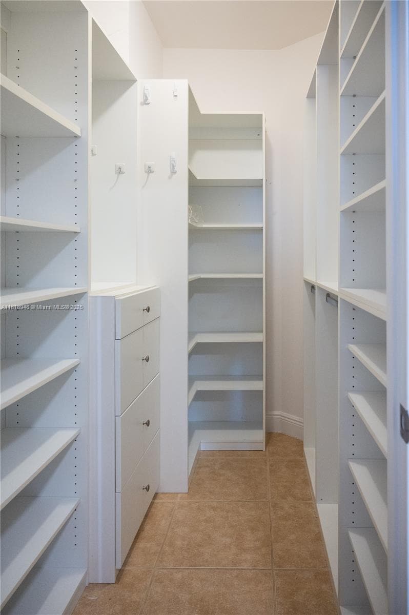 TURNBERRY VILLAGE SO TOWE · #318 in Aventura - Photo 20