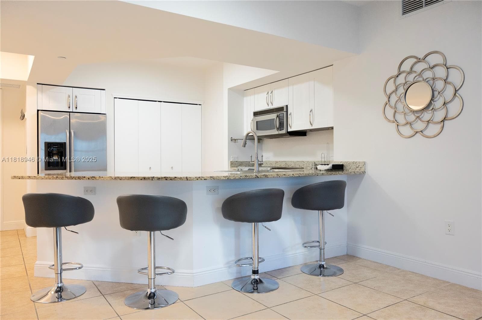 TURNBERRY VILLAGE SO TOWE · #318 in Aventura - Photo 9
