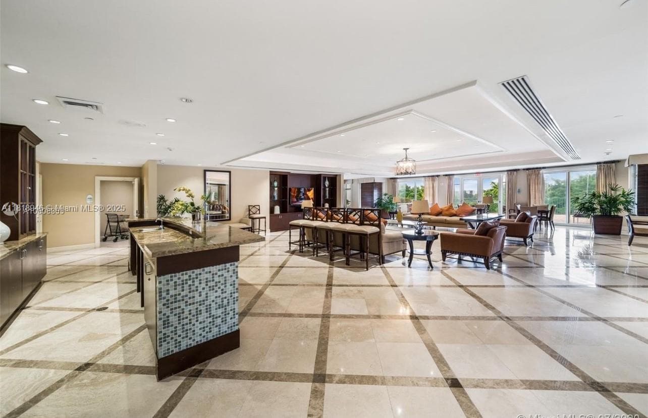 TURNBERRY VILLAGE SO TOWE · #318 in Aventura - Photo 29