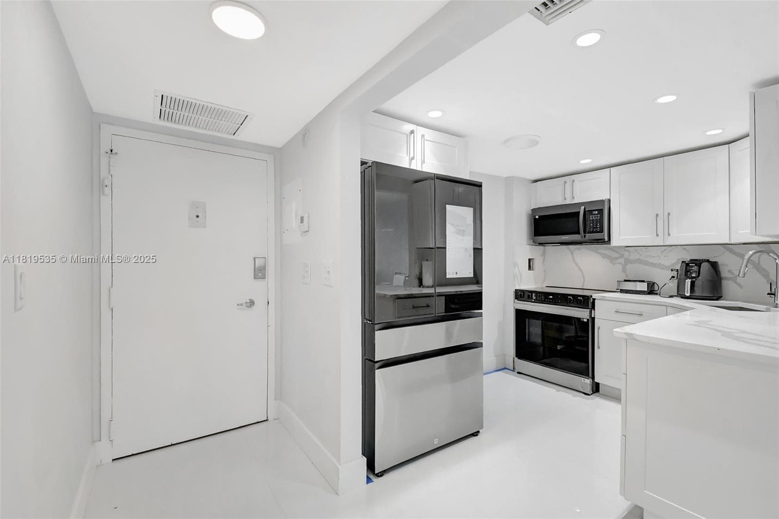 THE BERKEY SOUTH · #4K in Fort Lauderdale - Photo 3